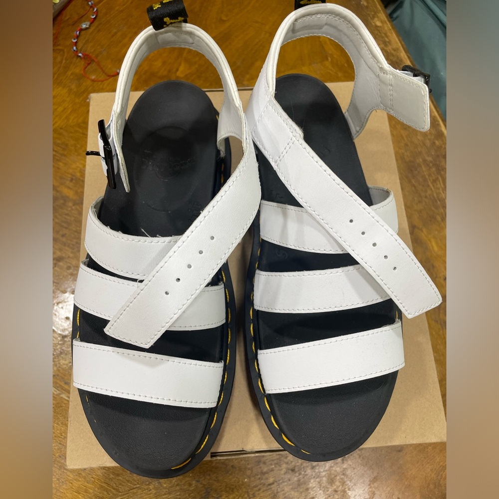 Doc Martens blaire platform white sandals